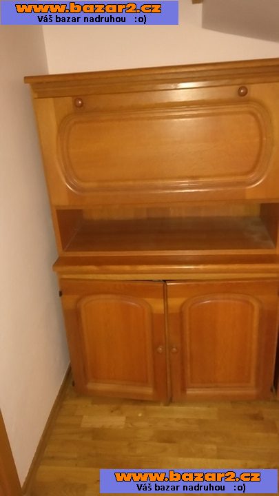 Vitrína,prosklená se šuplíky.-2, inzerce-cz.cz Vitrína,prosklená se šuplíky.