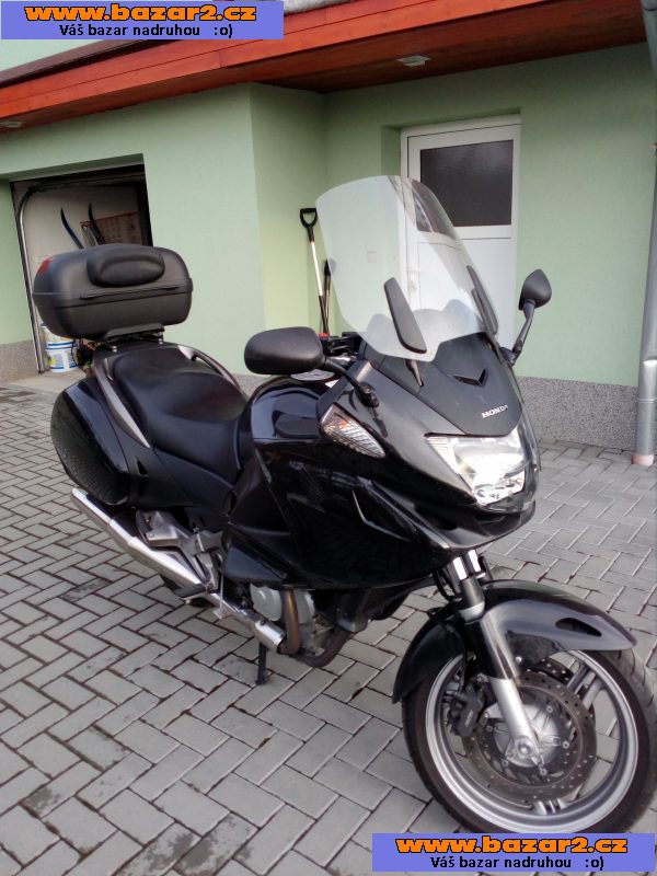 prodej cestovního motocyklu Honda NT 700V Deauville