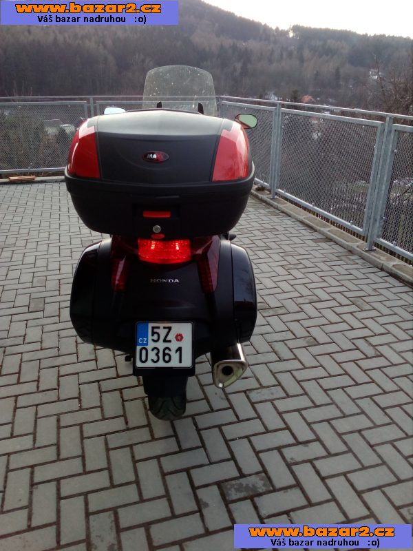 prodej cestovního motocyklu Honda NT 700V Deauville