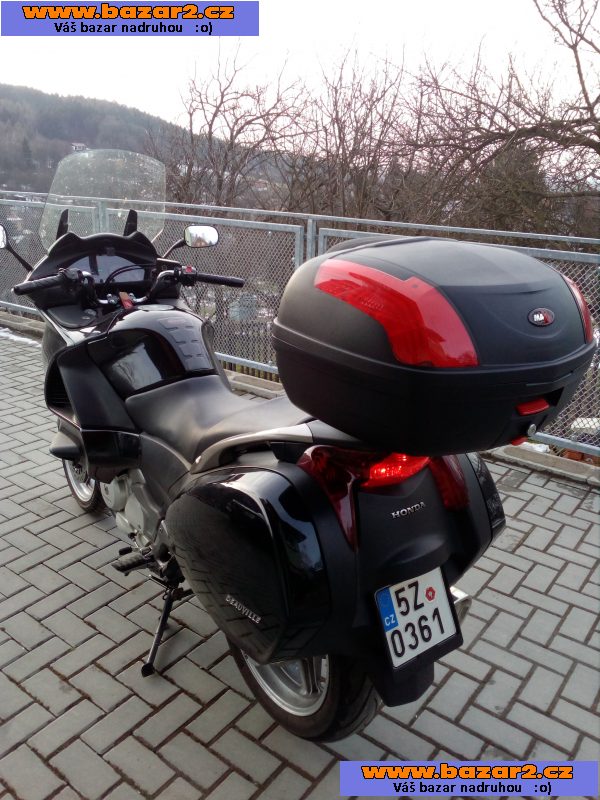 prodej cestovního motocyklu Honda NT 700V Deauville