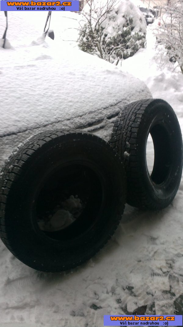 pneumatiky protektory 215/75R 16C nové Vraník