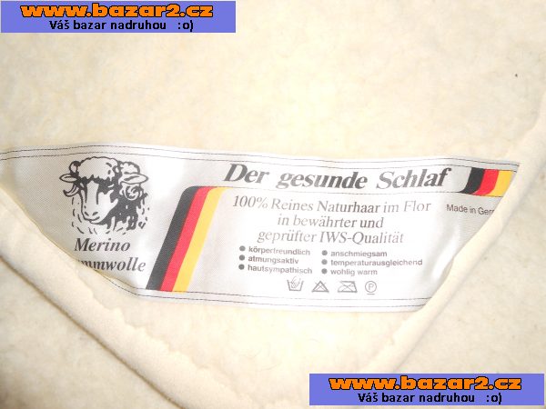 přikrývka a podložka