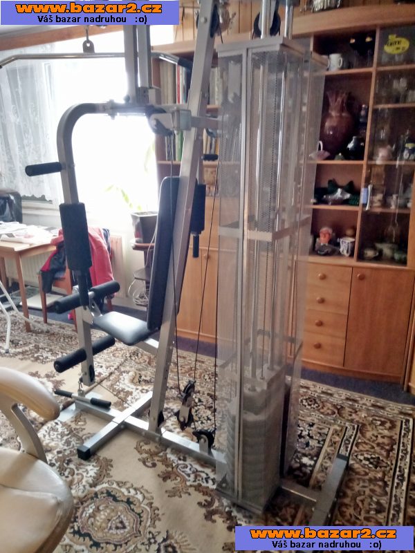 POSILOVACÍ STROJ   LAUBR-SPORT
