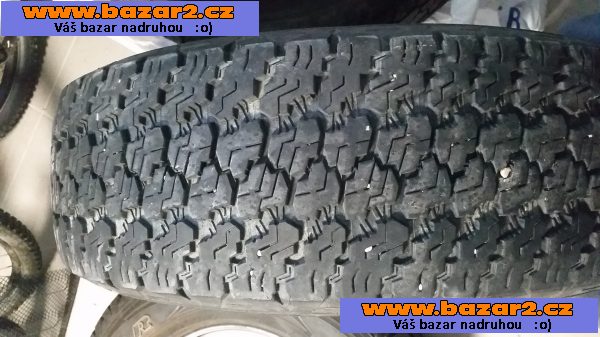 Celorocni pneu 245/75/ R17