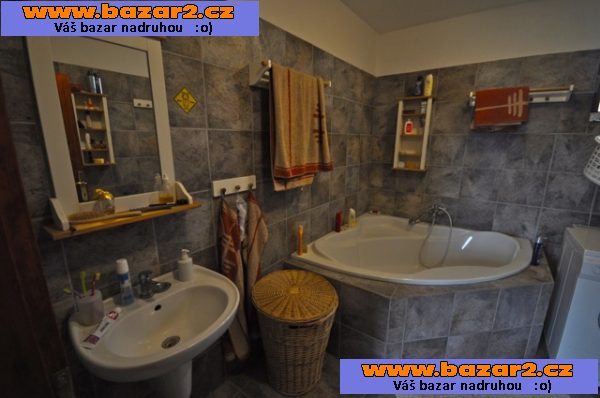 Majitel prodá dům u Prahy přímému zájemci