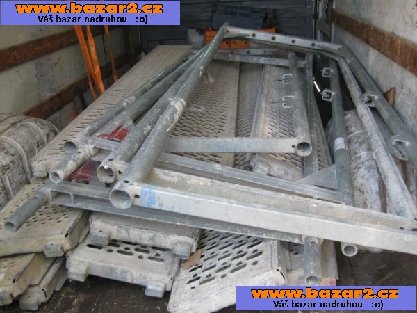 Koupim haki i ramove leseni i po dile.T.774161422