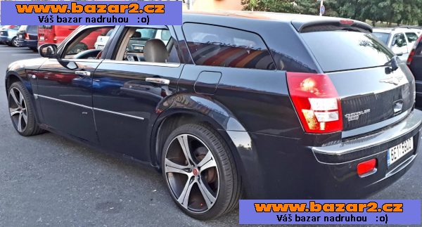 Chrysler 300C 3.0CRDI luxusní auto!