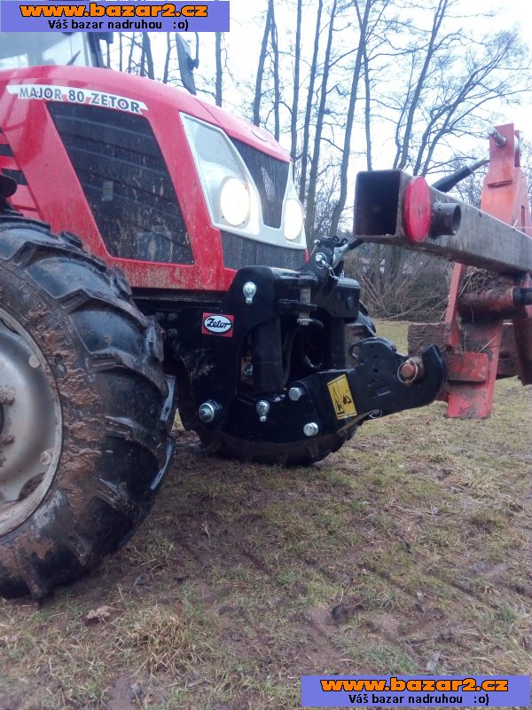 Prodám přední tříbodový závěs / čelní hydraulika na traktor