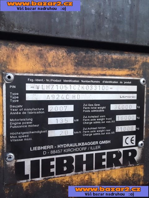 Predám nakladače Fuchs a Liebherr