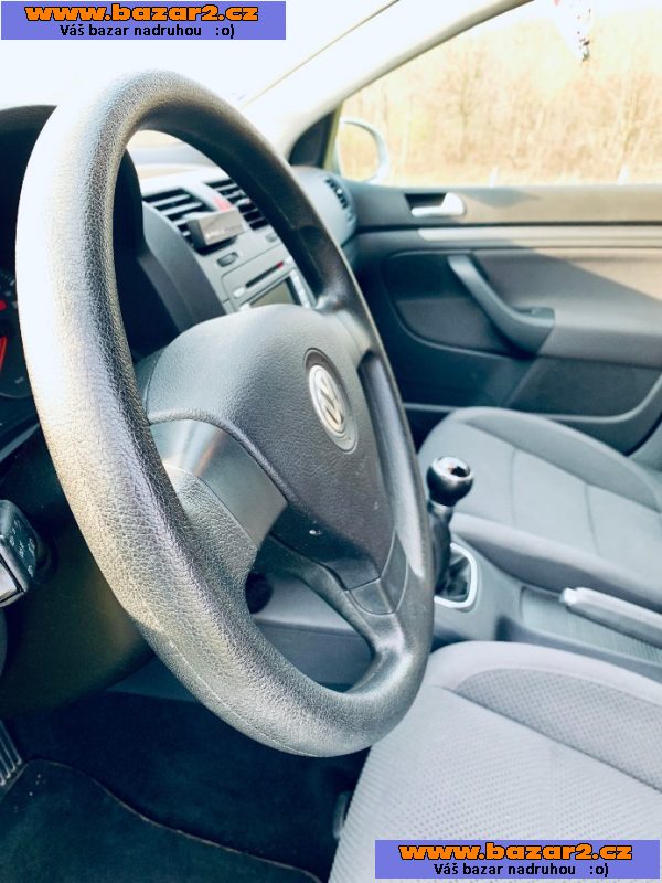 VW Golf 1.6Fsi 85kw TOP stav