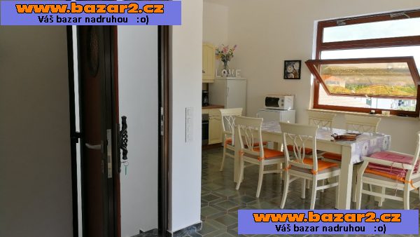 Vila v Chorvatsku s přístavištěm