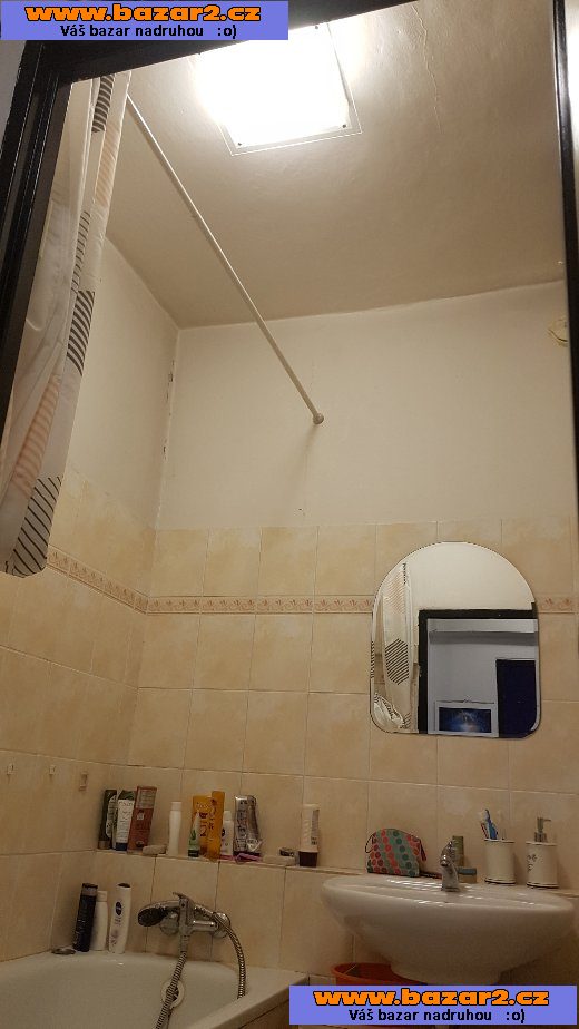 Pokoj pro paní nebo slečnu