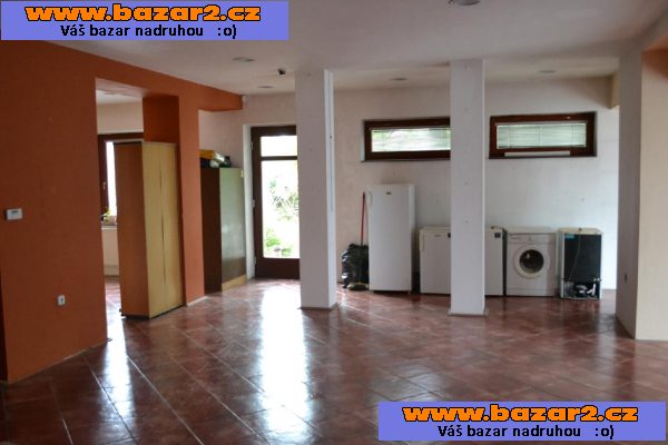 Pronájem obchodního prostoru 92m2, Náchodská, Praha 9