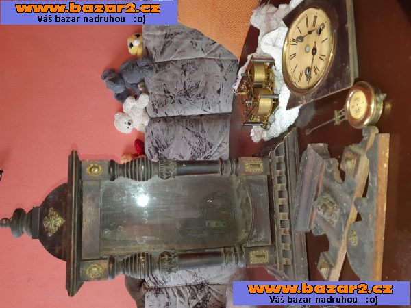starožitné hodiny