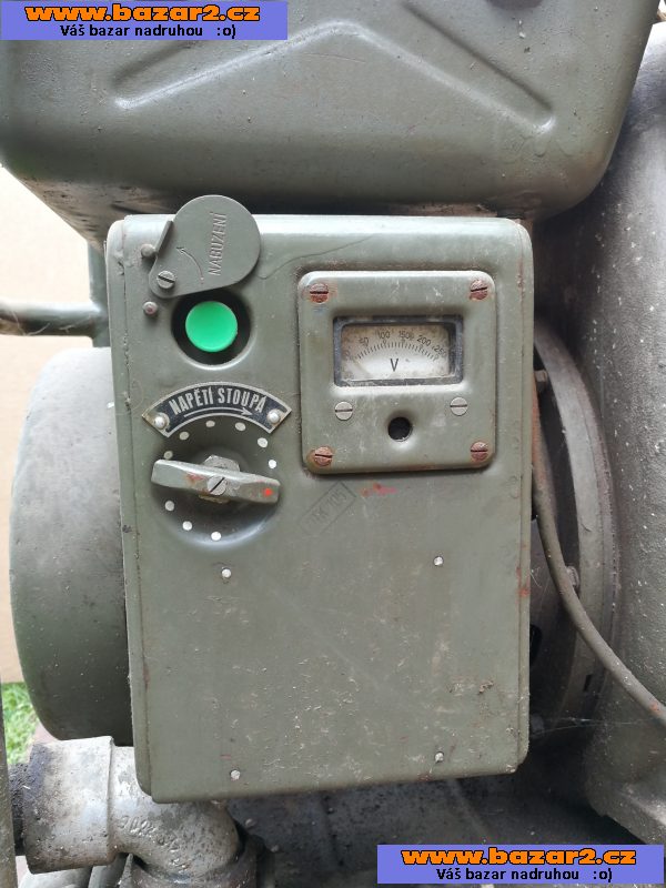 Prodám vojenskou elektrocentrálu 1,2 kw , r.výroby 1962