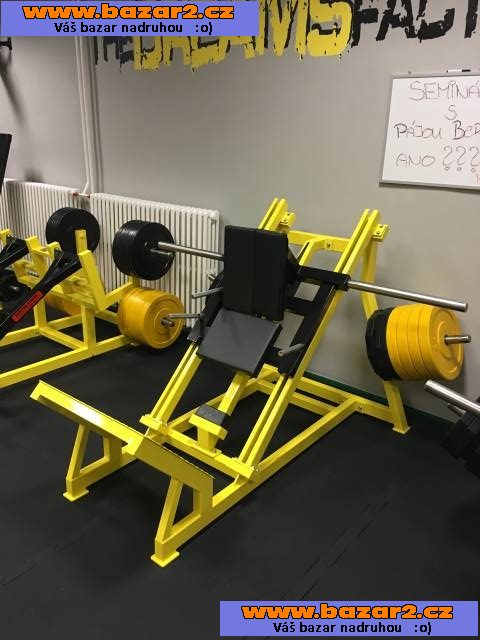 Fitness stroje