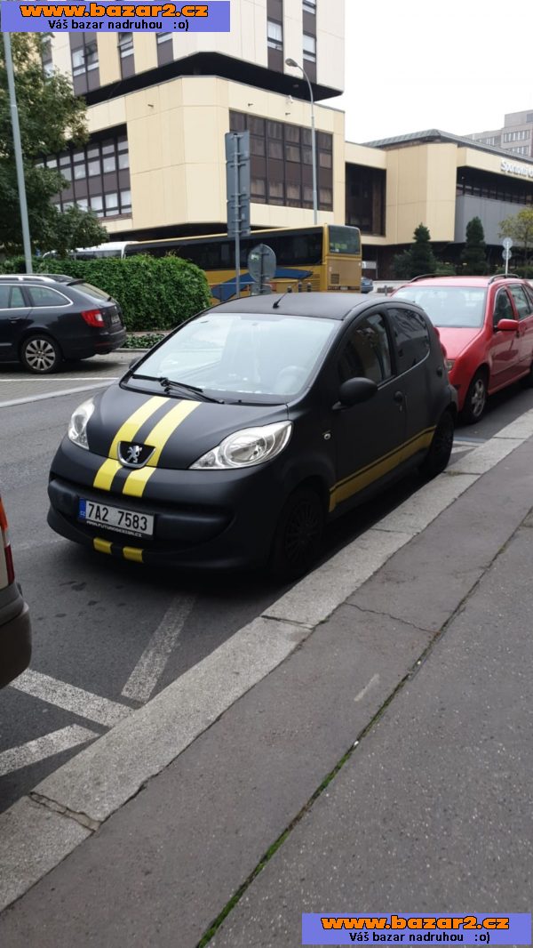 Peugeot 107 smile 1.0 /5-ti dv.