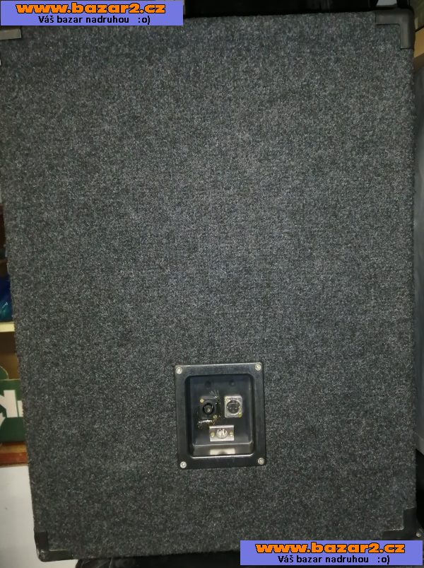 2 ks. pasivních reprobeden 15“ s repro Electro - Voice (410 W - 8 ohm)