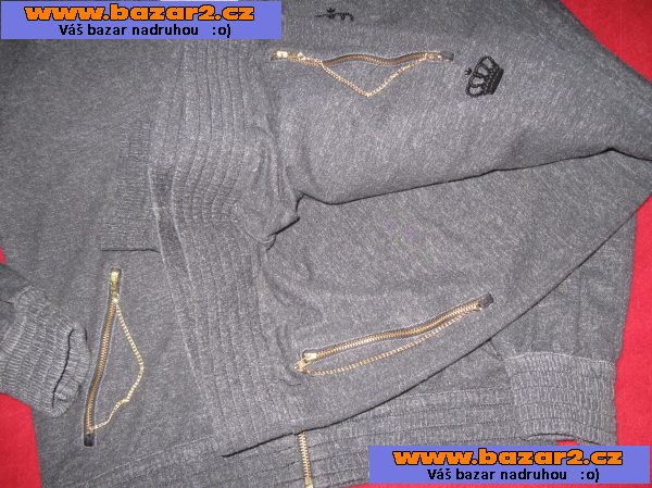 Dámská souprava Adidas z limitované série Respect Me . Nová,pc 1.400Kč