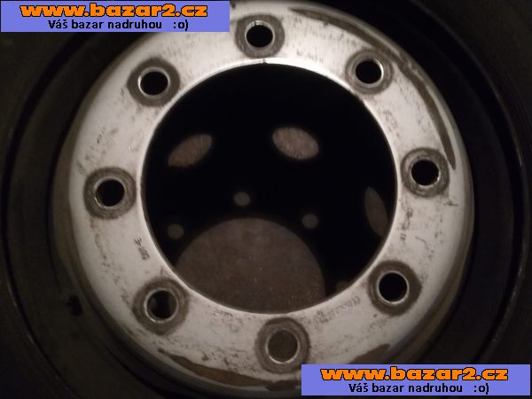 Prodám kolo 285/70 R 19,5