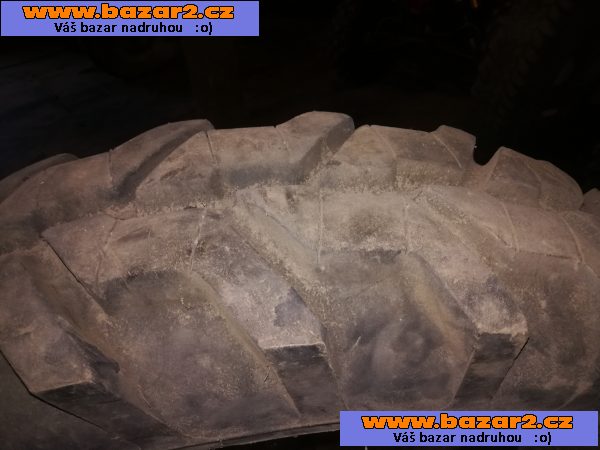 Prodám pneu 7,50-20 1ks, kolo 7,50-20 2ks