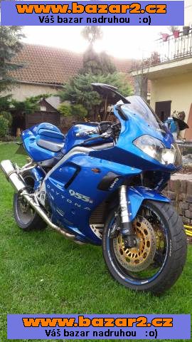 Daytona 955i Triumph