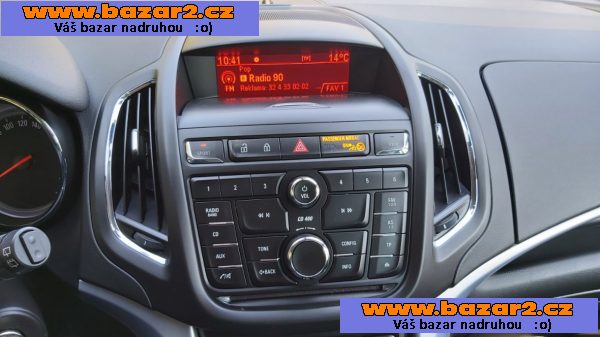 Opel zafira tourer  2.0 cdti 96 k