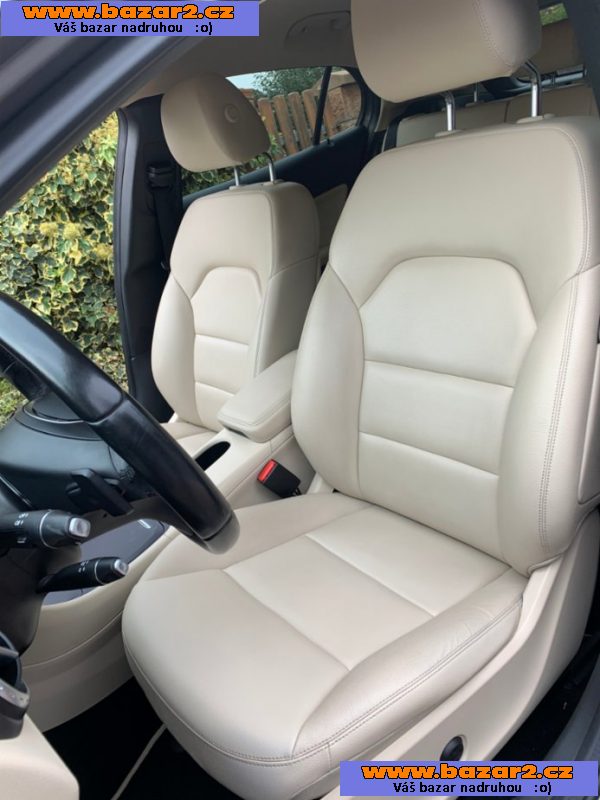 M-b gla 220 cdi 4matic - výborný stav