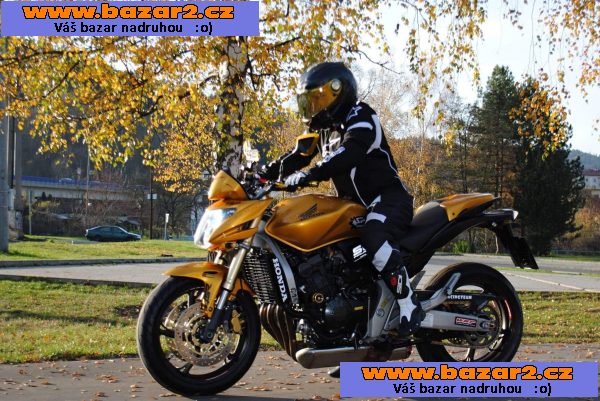 HONDA CB HORNET