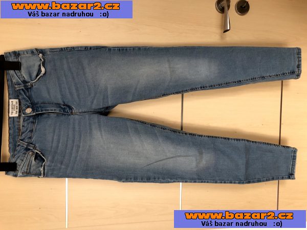 Džíny dámské, push-up, vel.40-42, minimálně nošené