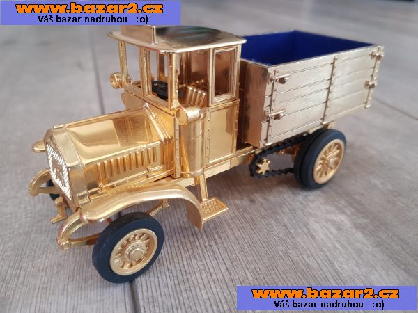 Model prvního naftového kamionu Ziss MAN 1:50 (mosazný)
