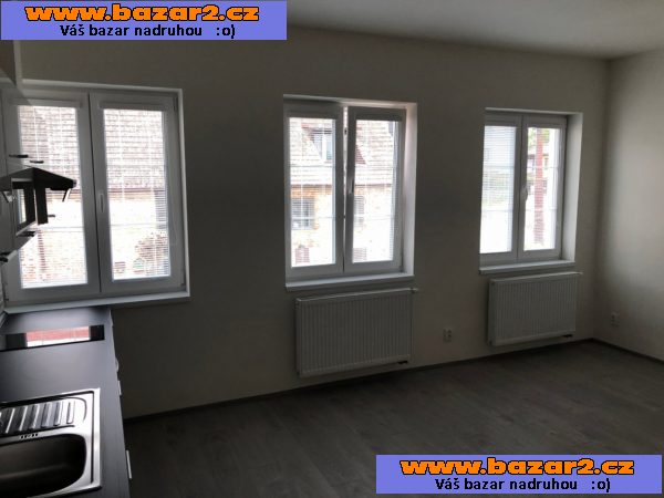 Pronájem bytu 1+kk 34m2 Jesenice