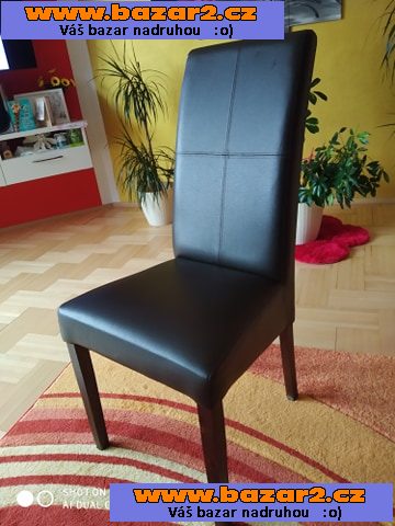 Jídelní set- rozkládací stůl + židle