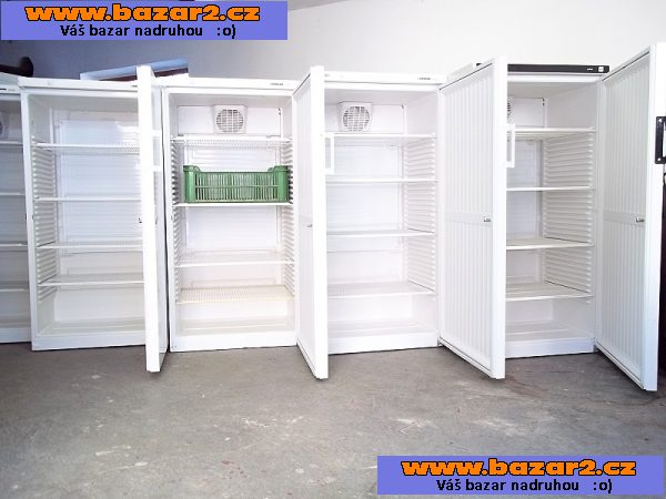 ELEKTROSPOTŘEBIČE a GASTRO VYBAVENÍ: www.bazarcentrum.cz