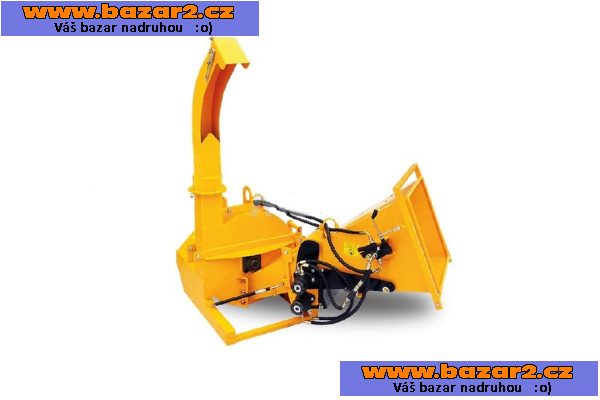 Štěpkovač na dřevo za traktor