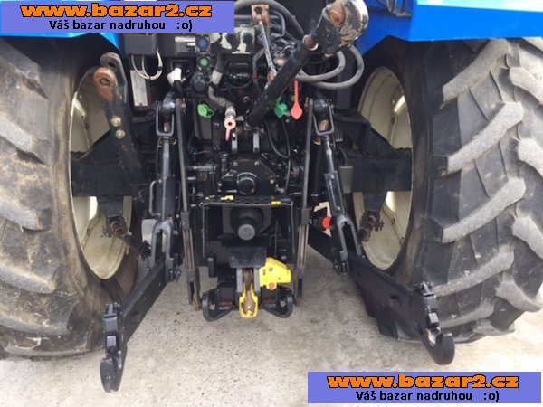 Traktor New Holland T5I1c05c s nakladačem