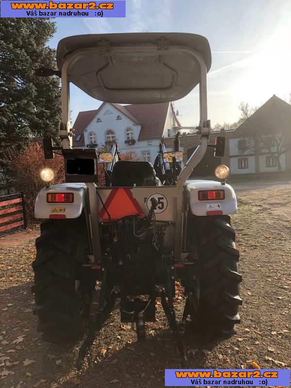 Traktor Eurotrac Foton + kompletní čelní nakladač