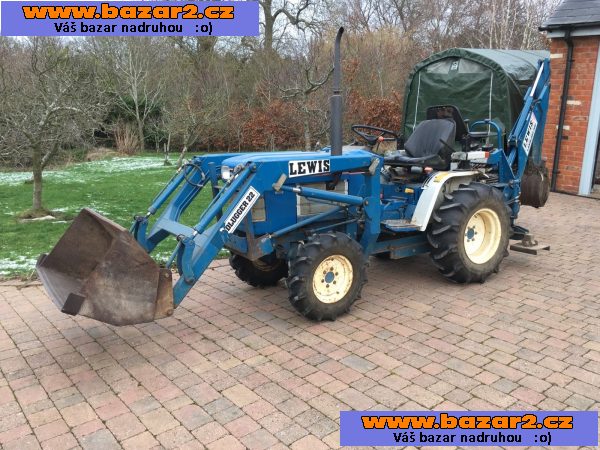 Traktor Ford I-cv220F + příslušenství