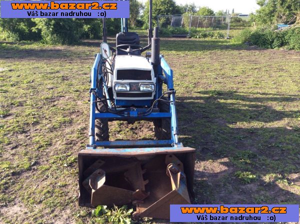 Traktor Mitsubishi D-MT 80 + příslušenství