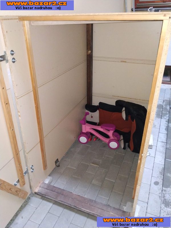 Budka na kočárek – bouda na kočár prostorná