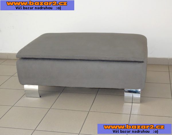 NOVÝ, moderní, elegantní taburet s velkou slevou.