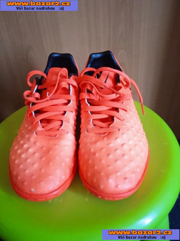 Sálovky kopačky Nike Magistax