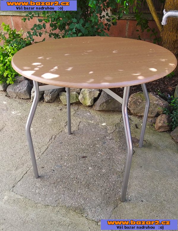 .Nový kulatý jídelní stůl - Průměr 80cm