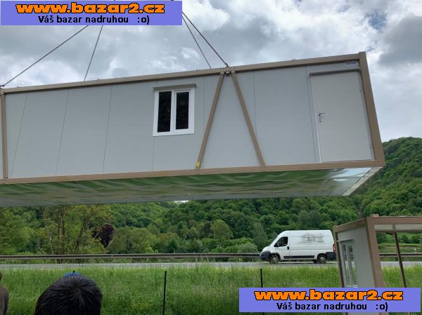 Kancelář 3x12m z obytného kontejneru