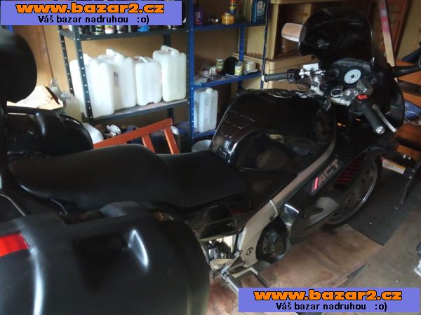 Honda VFR 750 rc 36