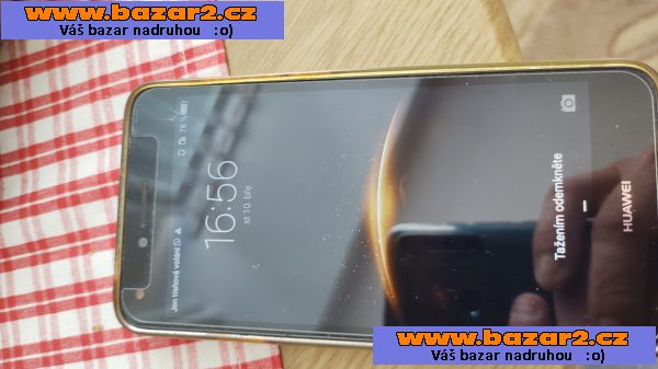 Huawei Y6 II, špatný kontakt na nabíjení