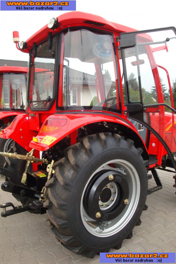 Traktor DongFeng 504G3 s kabinou na SPZ,50 Hp