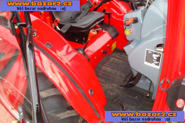 Traktor DongFeng 504G3 s kabinou na SPZ,50 Hp