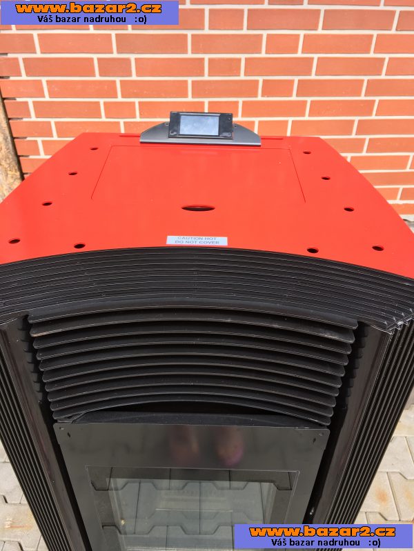 Kamna na pelety s teplovodním výměníkem - 22 kW Topován