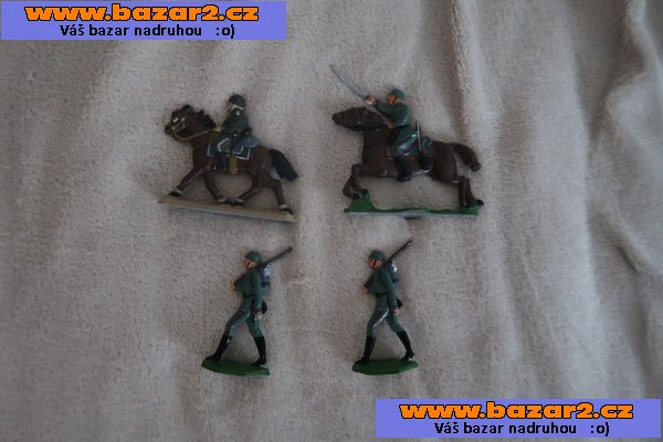 CÍNOVÍ VOJÁČCI - cínové figurky - 